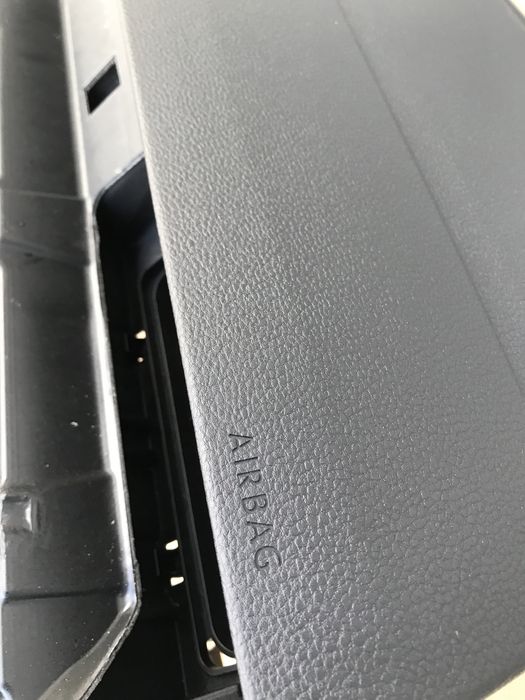 Plansa bord vw passat b8