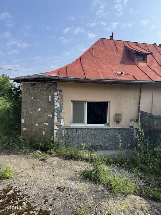 Poiana Campina  Teren 675 mp si casa demolabila