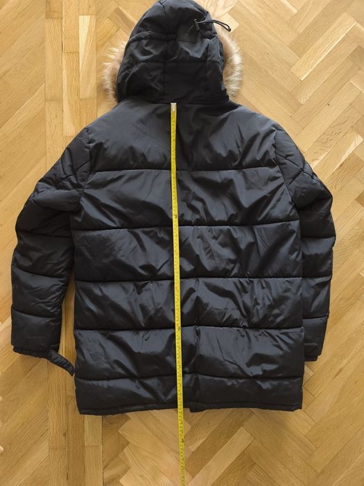 Мъжко яке Pull and Bear с естествен пух