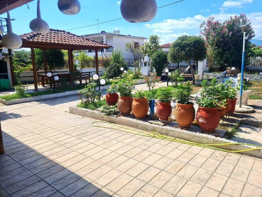Продава къща 95 м2 с двор 940 м2 в Аспровалта, Гърция