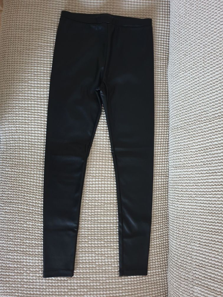 Pantaloni/Colanti din piele ecologica/imitatie din piele 152 cm