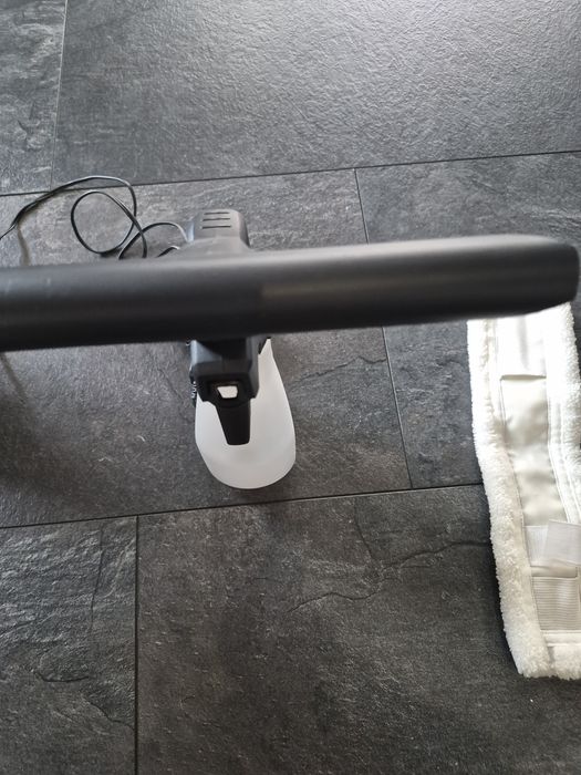 Уред за почистване на прозорци