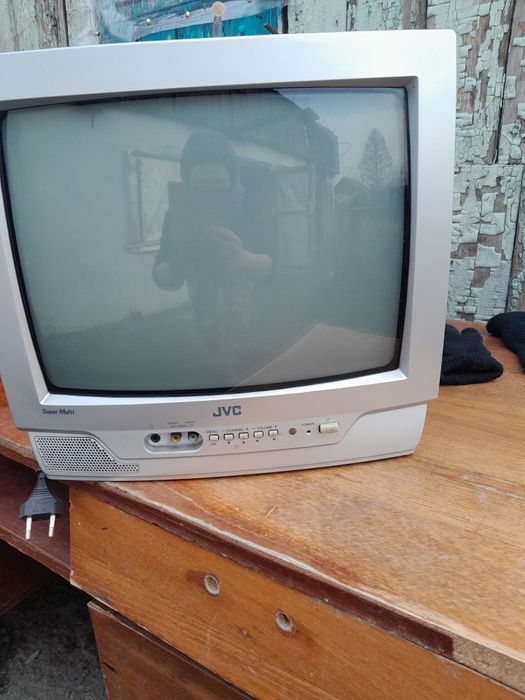 Телевизор рабочий