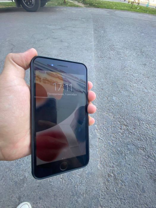 iPhone 7 plus 32 gb