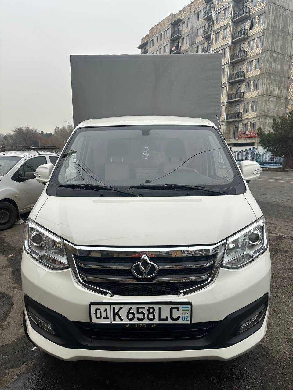 Changan original srochna sotiladi