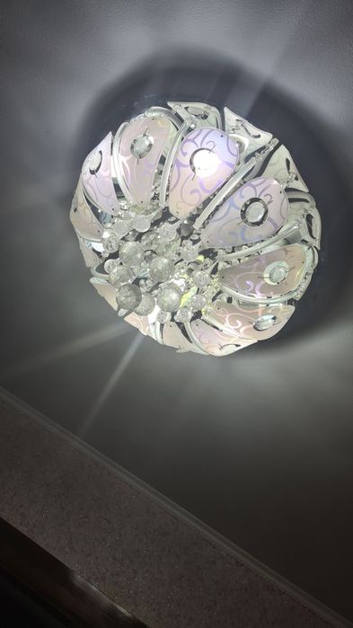 Продаётся люстры все по 10000тг