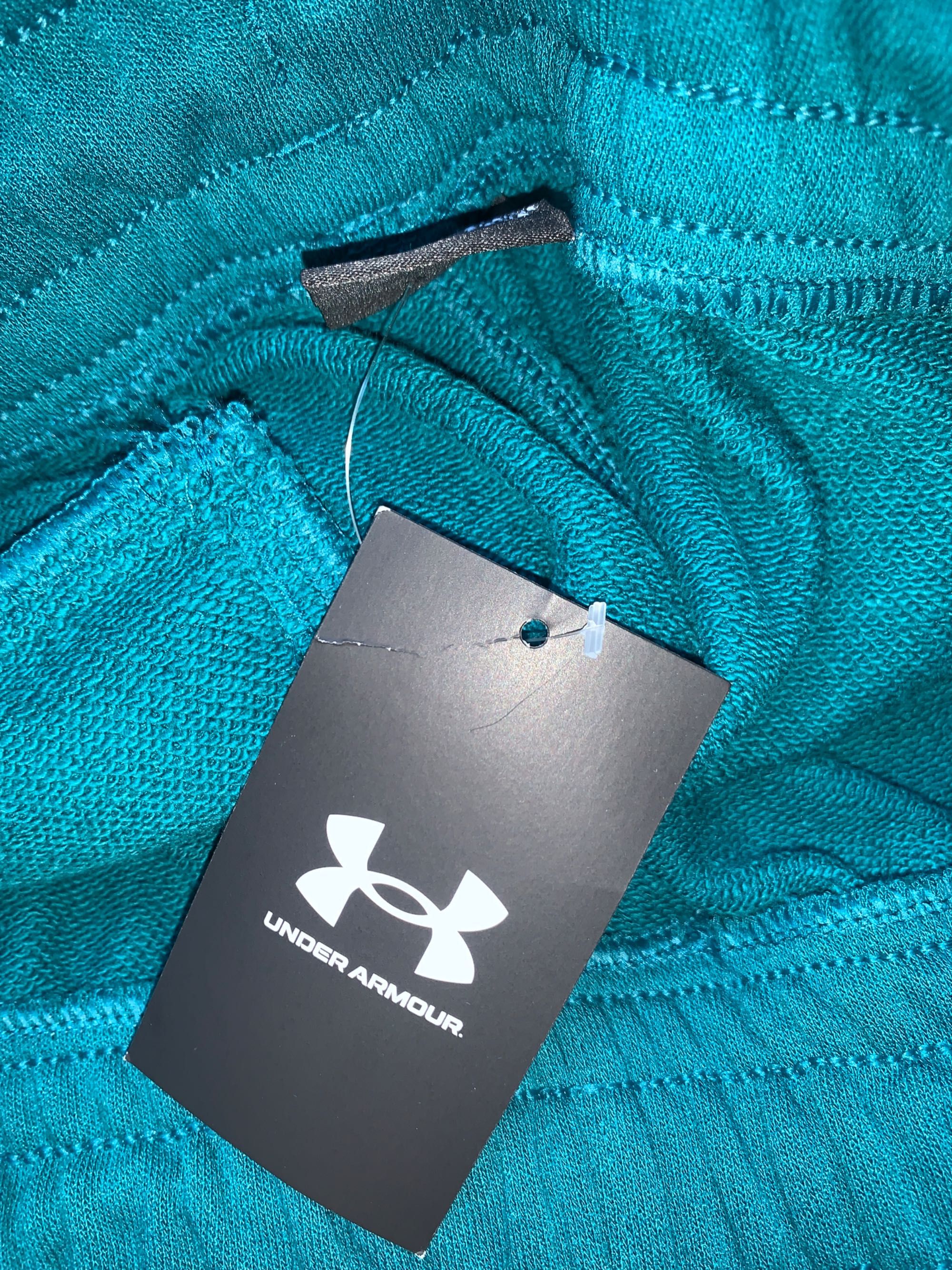 Under Armour • USA