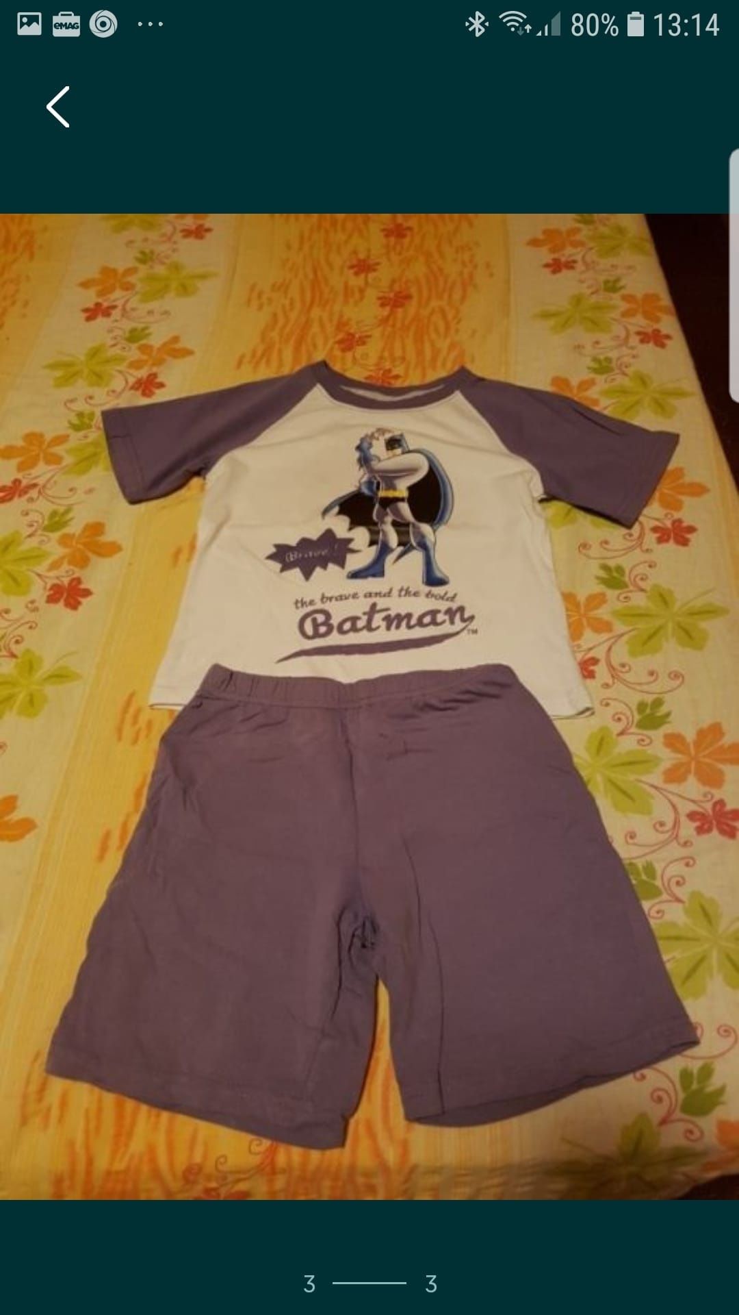 Vând set bluza și pantaloni scurți pentru copii.