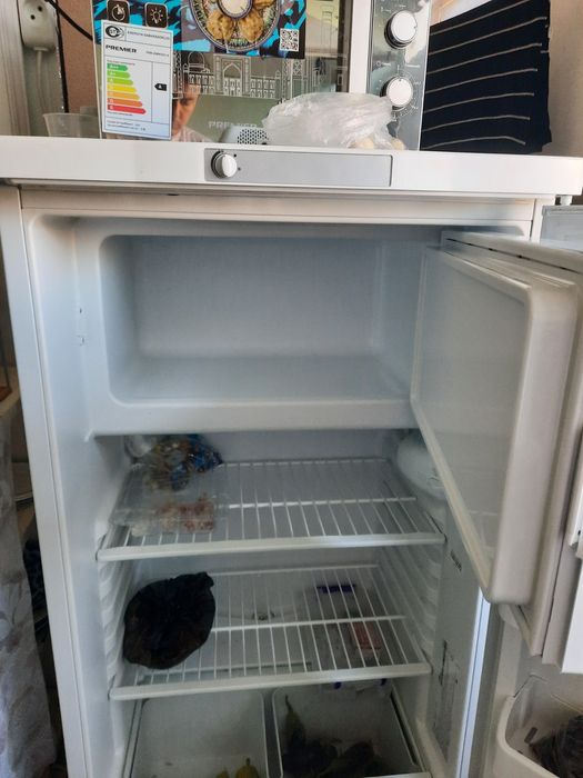 Холодильник Индесит сотилади