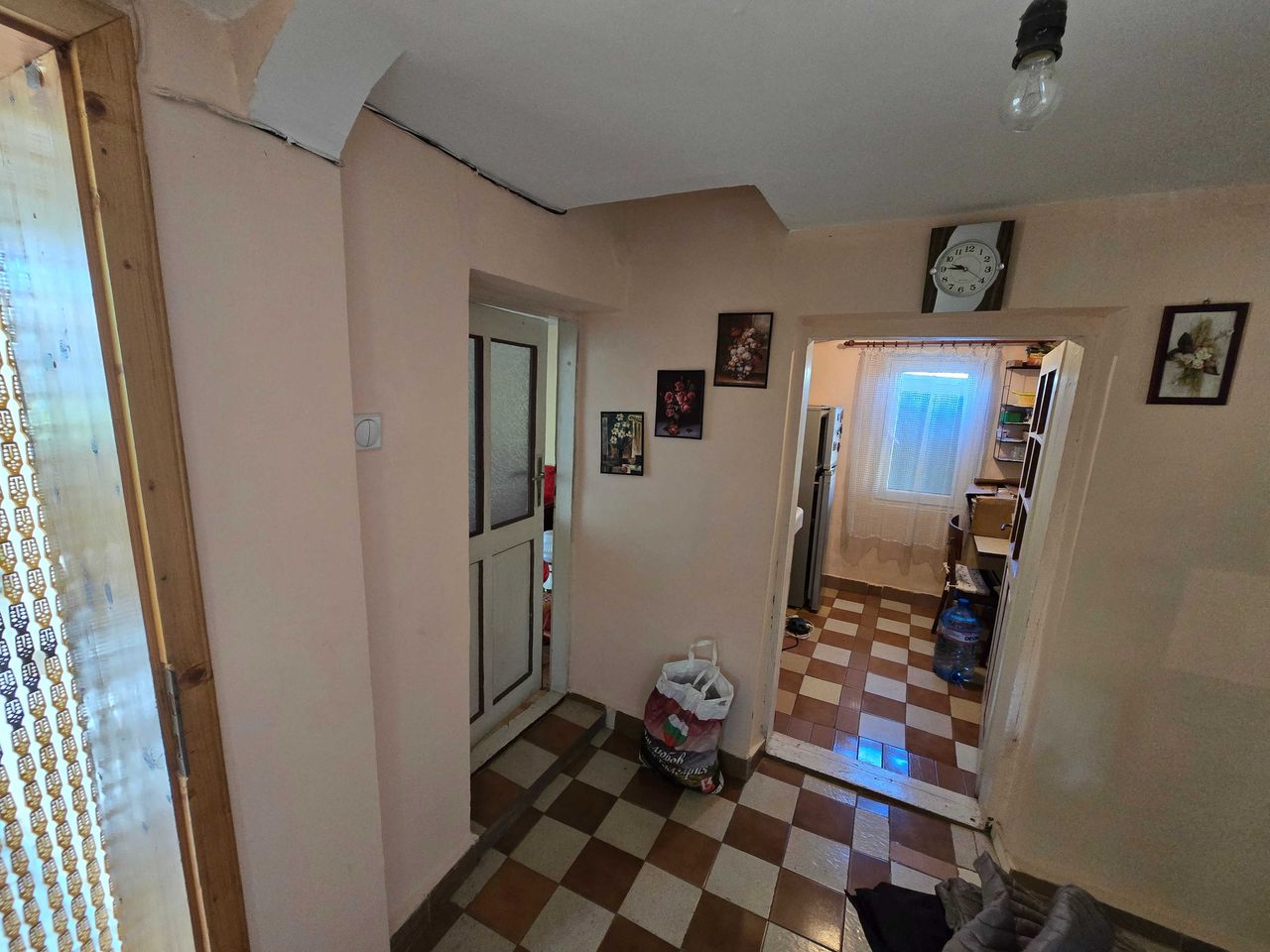 Продава се Къща в с. Медовене, Област Разград - 50 кв.м за 408 €/кв.м - Снимка #7