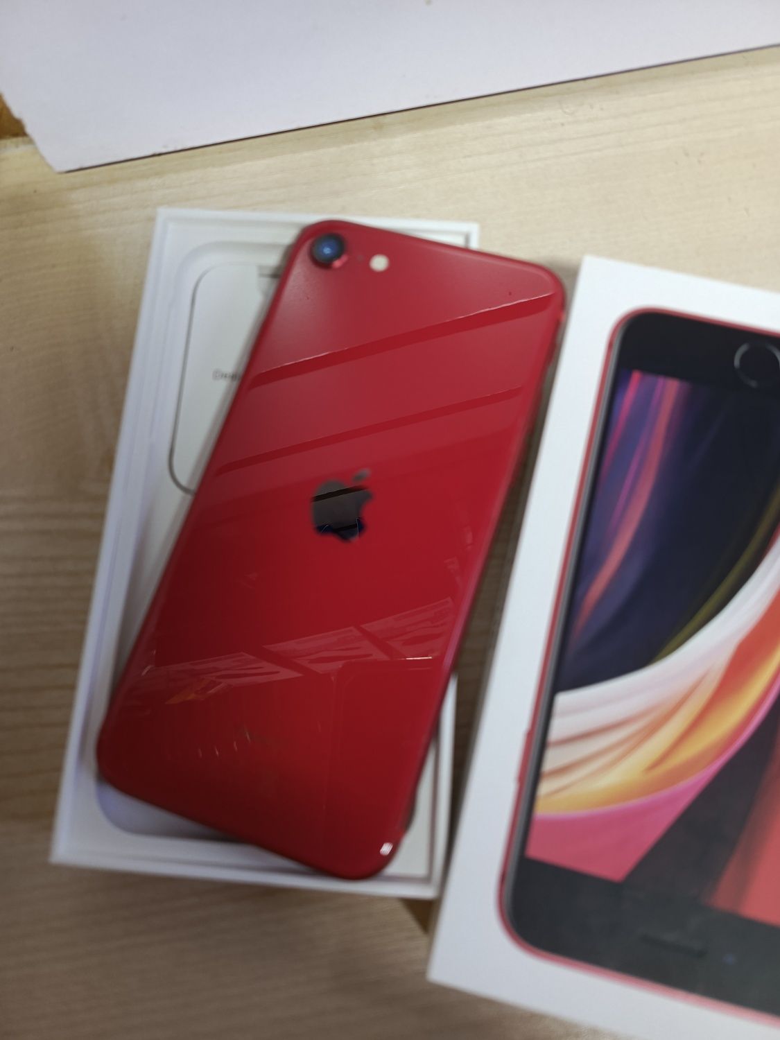 IPhone SE 2022 б/у