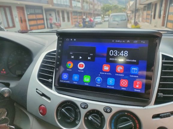 Navigatie Android Mitsubishi Pajero L200 Waze YouTube GPS BT USB