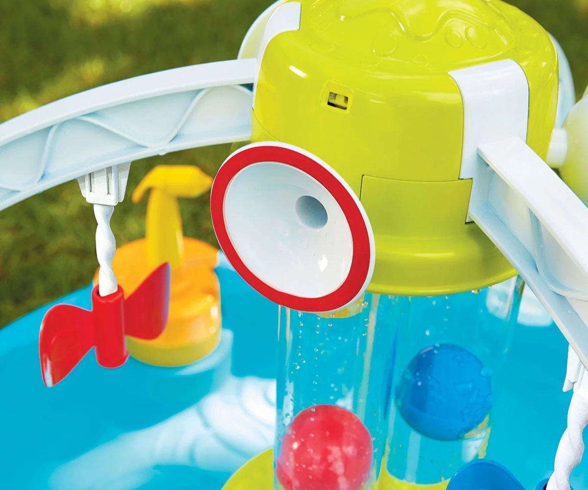 Масичка за игра и битки с вода Little Tikes