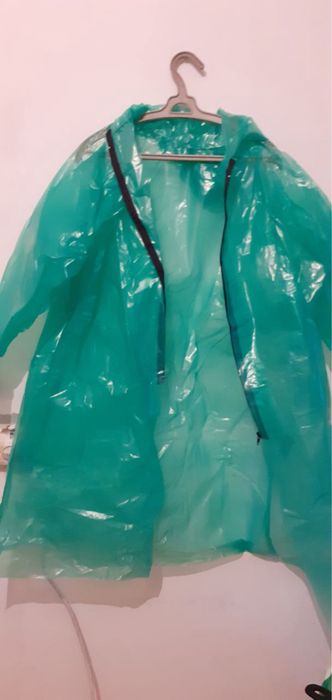 Безторг. Продам  дождевик