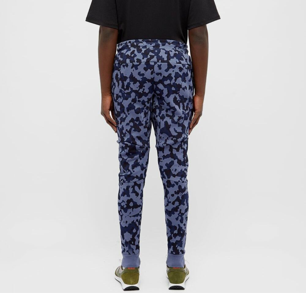 Мъжки комплект Nike Tech Fleece Diffused Blue Camo - размер XS
