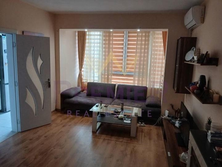 Четиристаен в Поморие