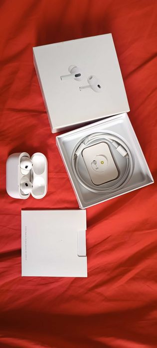 Наушники AirPods Pro