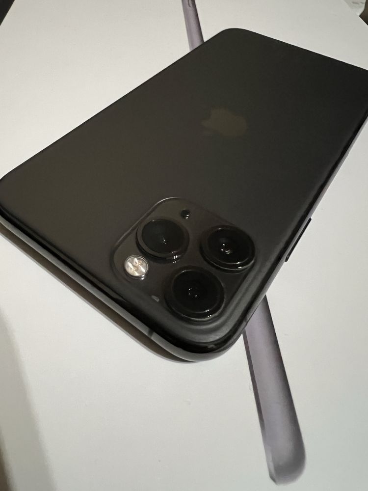 Iphone 11 pro 256gb  (Gray)