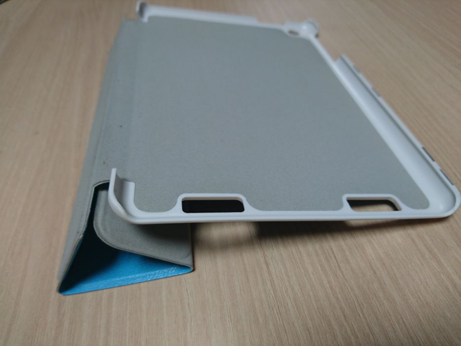 Husa Apple iPad 3 iPad 4 + folie & husa iPad Mini - ambele stare noua