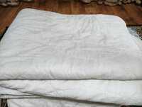 Продам одеяла разных размеров, цены указаны по каждому
