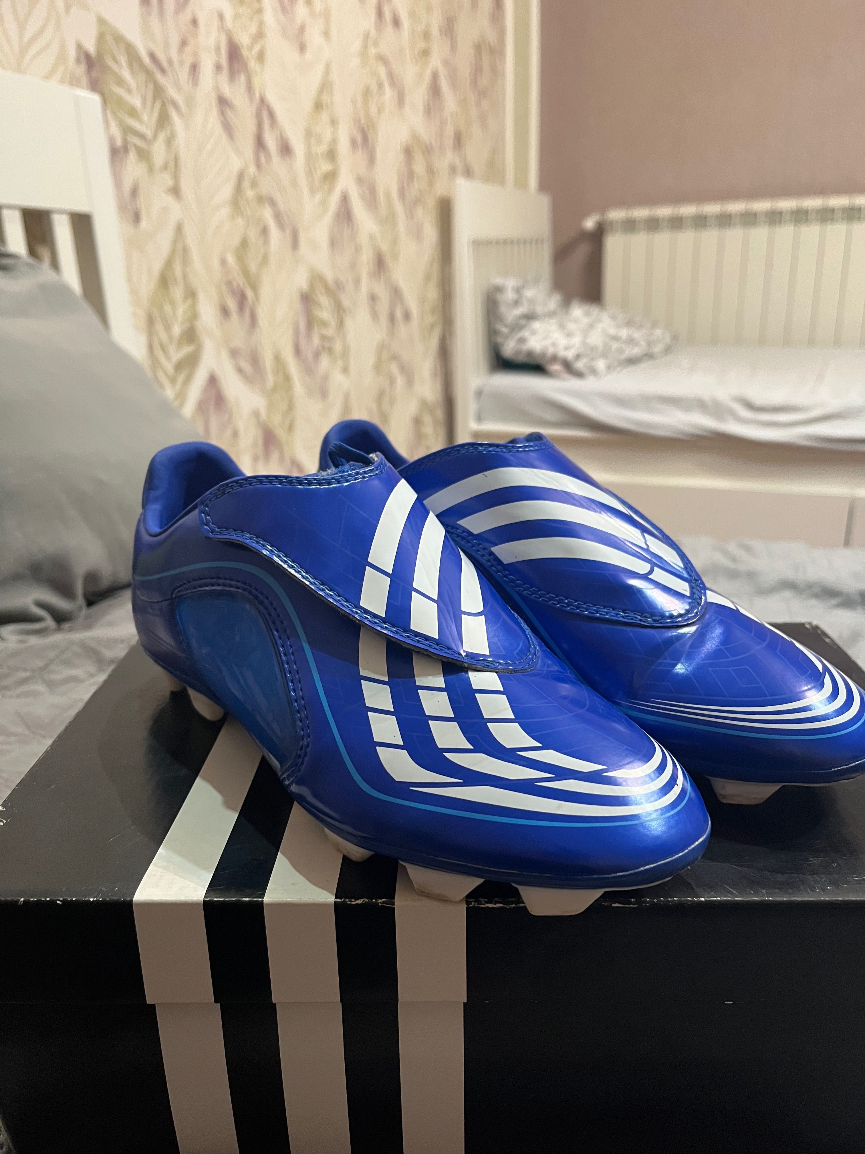 Футболни бутонки Adidas f30