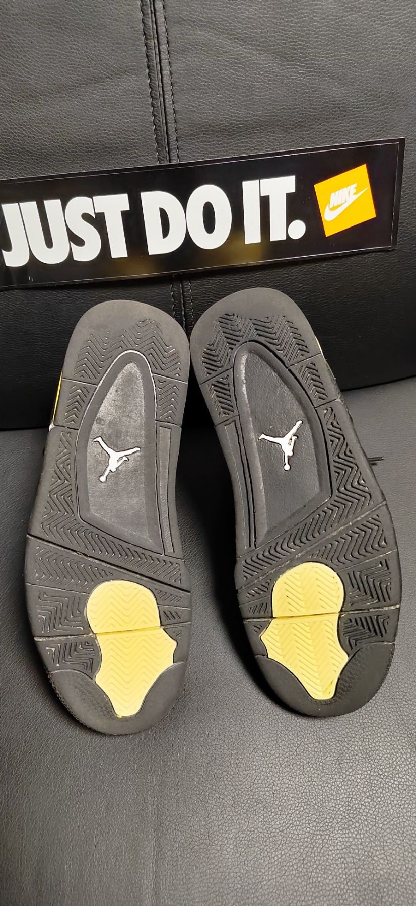 Nike Air Jordan Retro 4 Thunder, номер 40