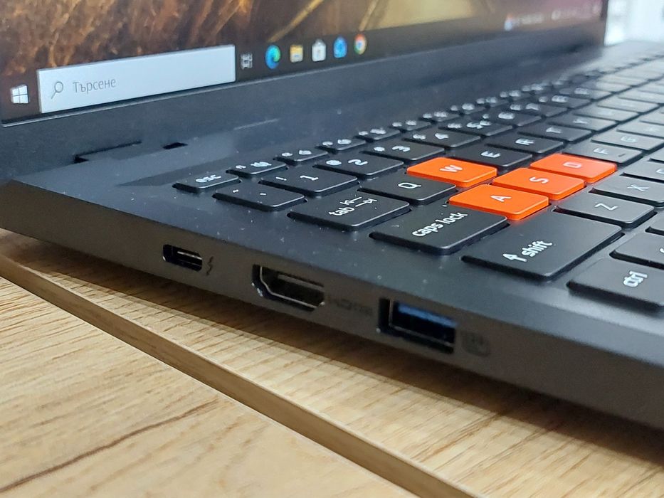 Чисто нов геймърски лаптоп Acer Nitro Lite 16 NL16-71G Core i5-13420H