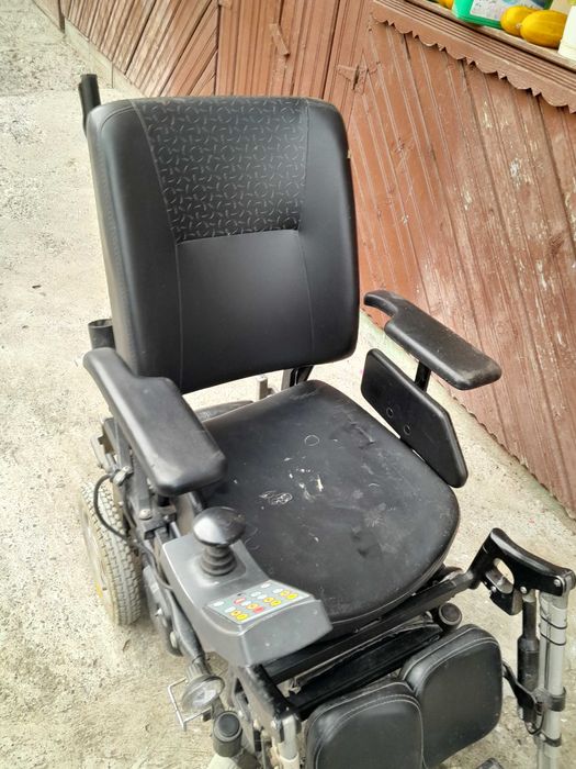 Carucior persoane cu dizabilități