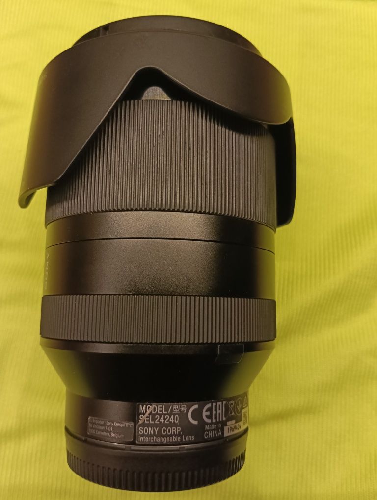 обектив Sony FE 24-240mm F/3.5-6.3 OSS