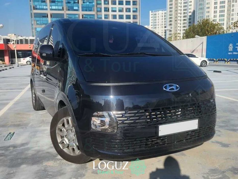 Hyundai Staria - comfortable minivan for trips across Uzbekistan 24/7