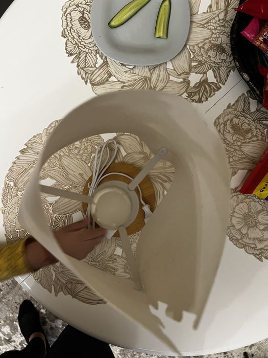 Veioza noua cu bec inclus