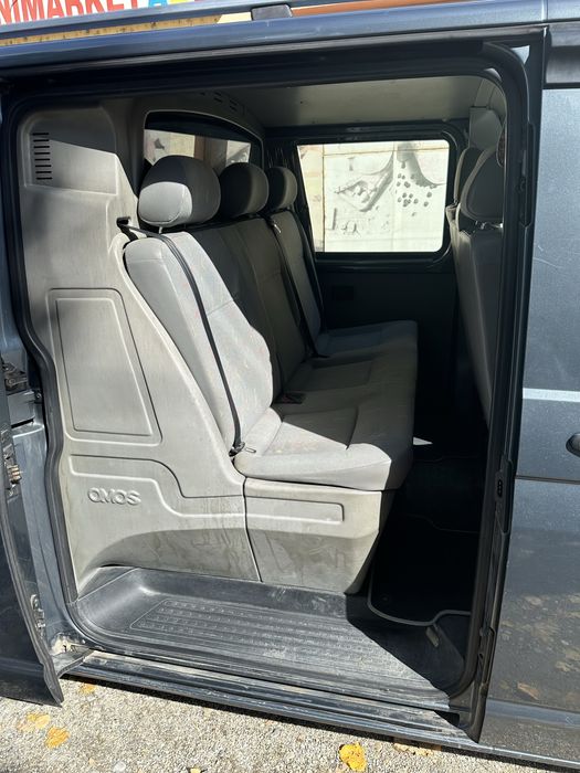 VW Transporter 7 locuri 1.9 TDi