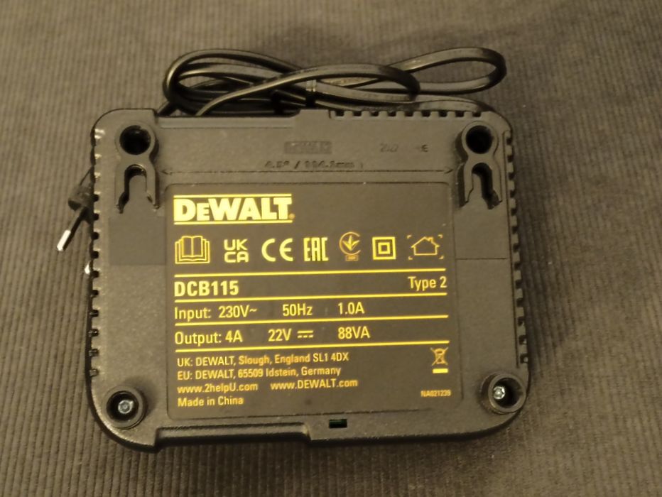 Încărcător-Rapid (4Ah), DCB1104/DCB115, original-DeWALT/acumulatori XR