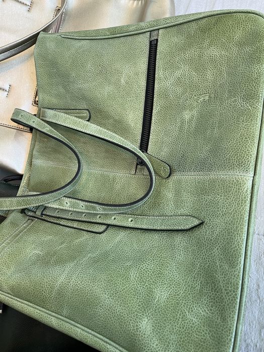 Продам кожаную сумку