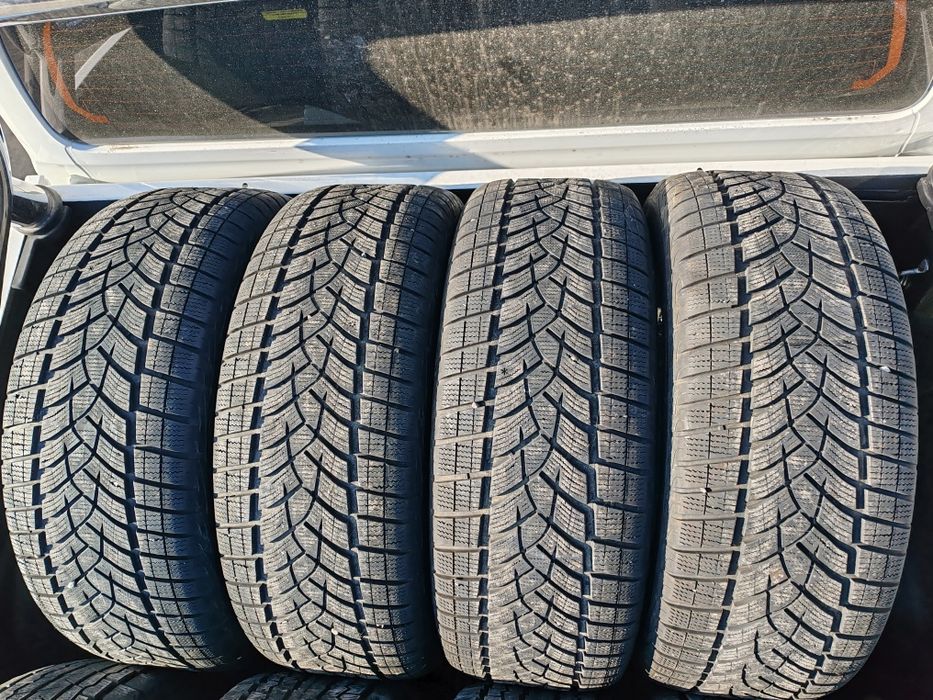 Резина Goodyear липучка