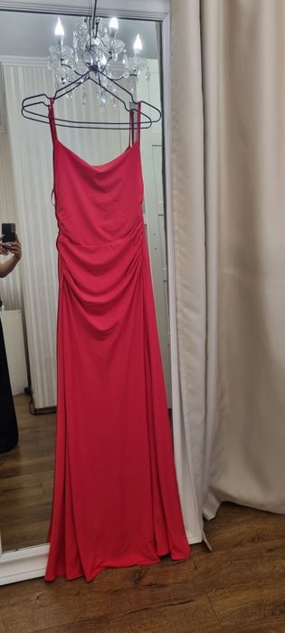 Рокля  Зара нови