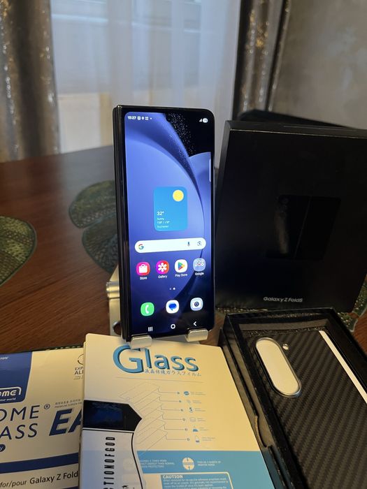 Vand /Schimb Samsung  Z Fold 5 512 GB  (Garantie Altex )