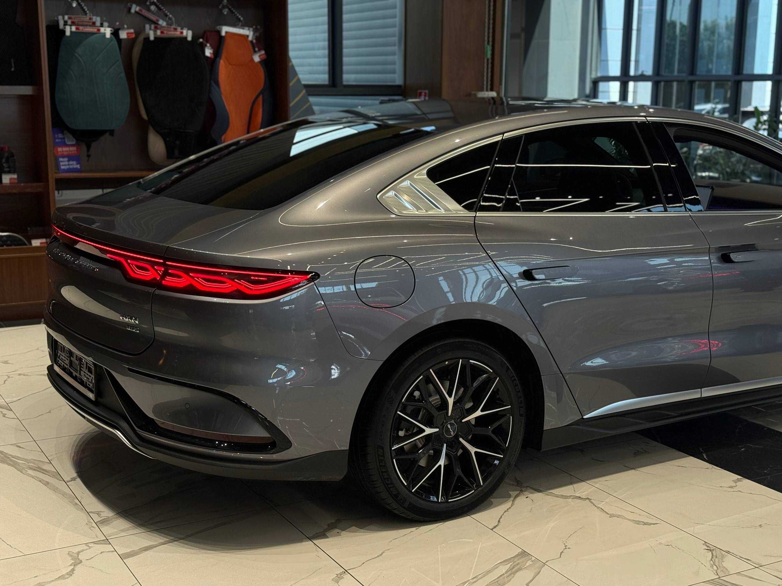 BYD Han AWD 610KM Flagship 2025