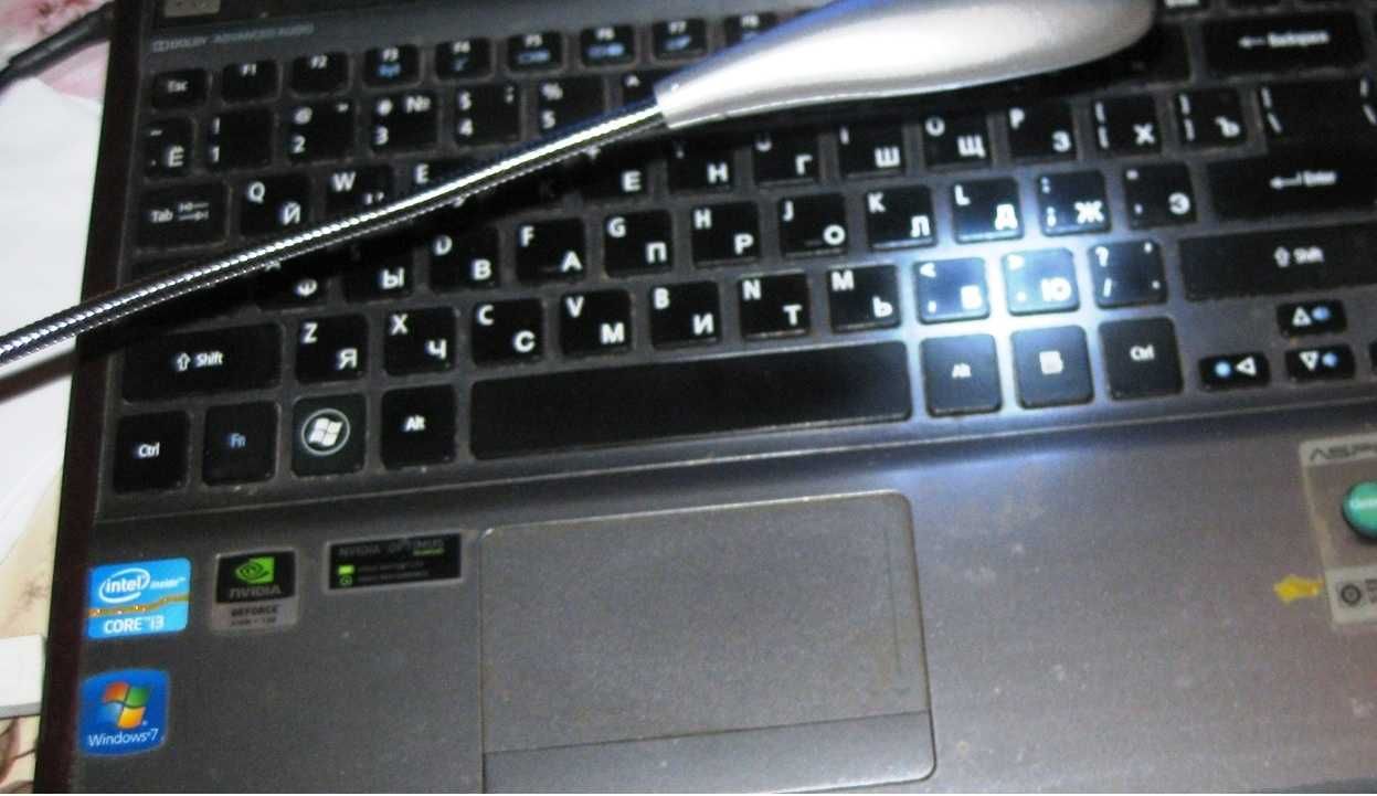 лампа для ноутбуков, компьютеров с UBS наконечником,  - 2000тенге