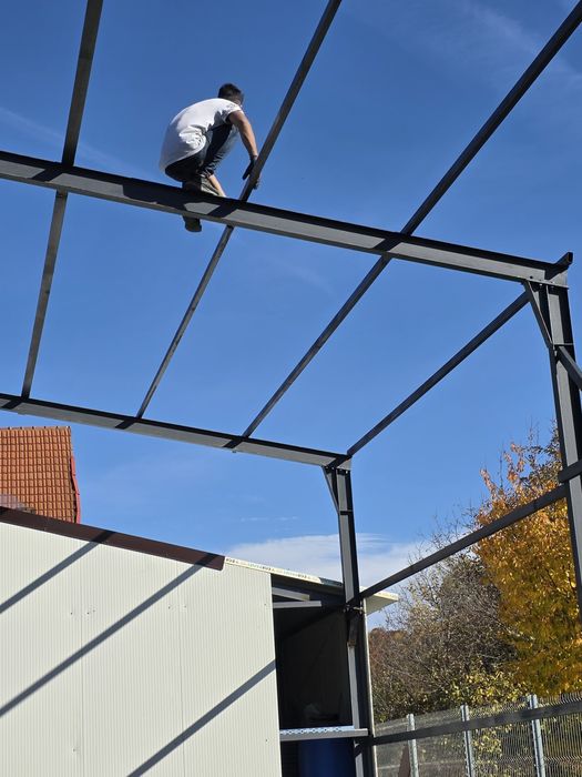 Vand structura metalica 8x20x4h ideală pt service auto