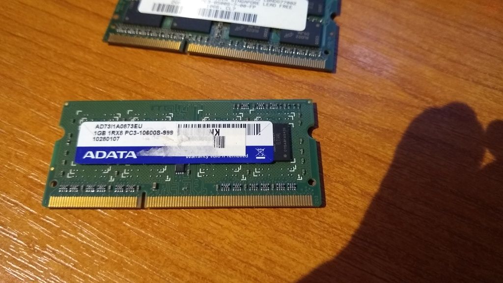 Memorie laptop sodimm DDR3 pc3 ADATA sau micron 2GB si 1 GB