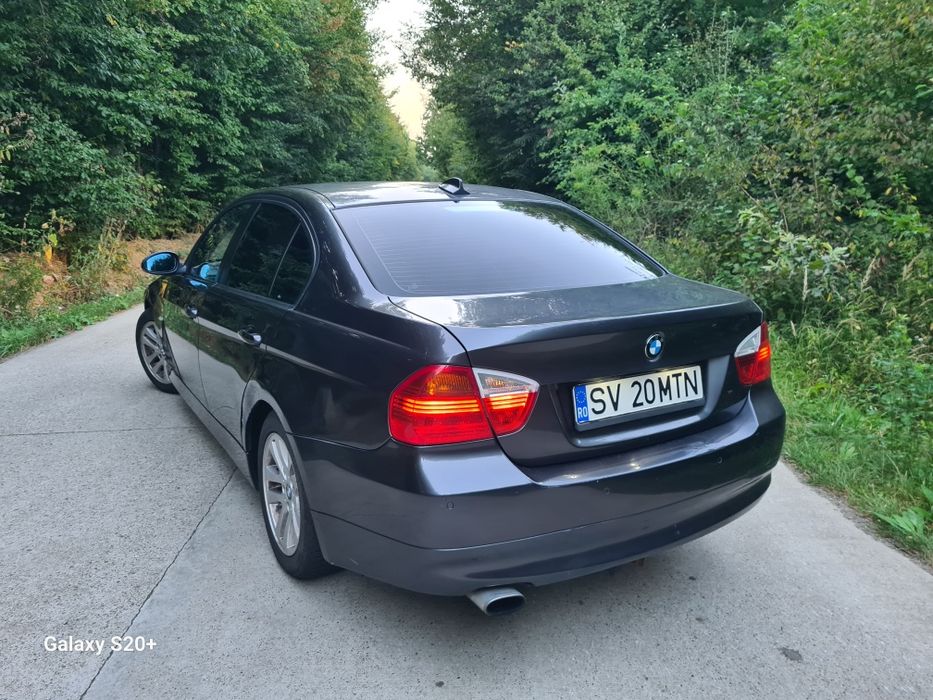 Bmw 318i 2007 143cp