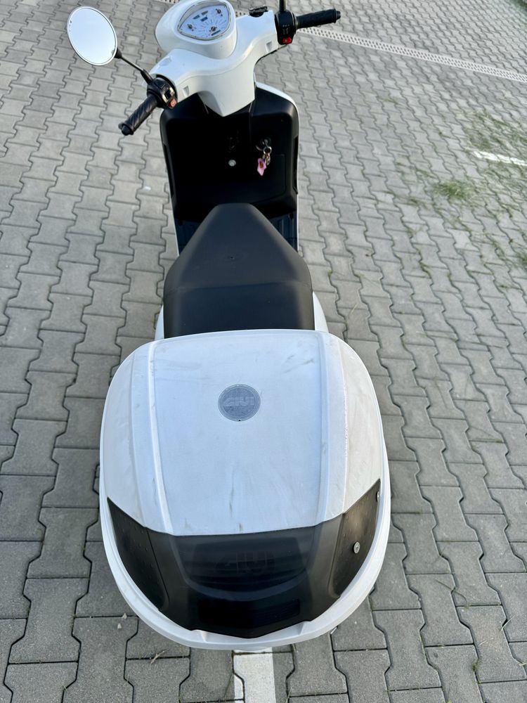 Продавам скутер Ride Vendetta 50 2011г