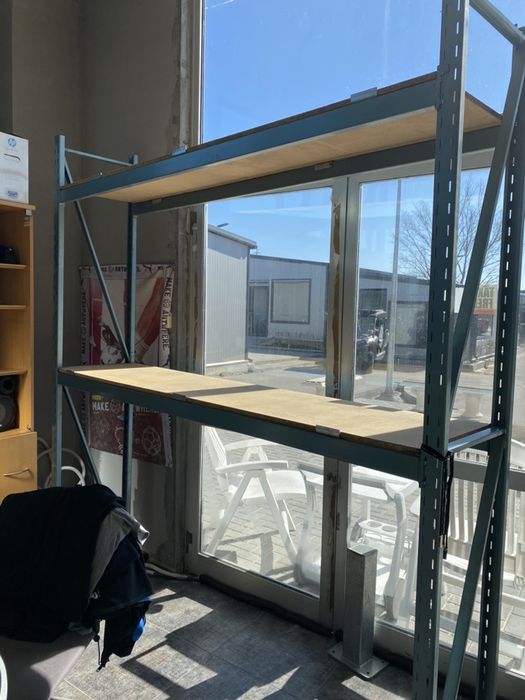 Стелажи склад/палетни стелажи/ магазинни стелажи