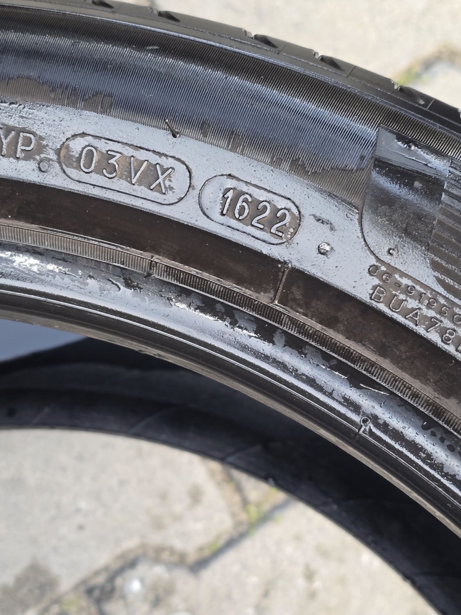 245 45 19 Michelin