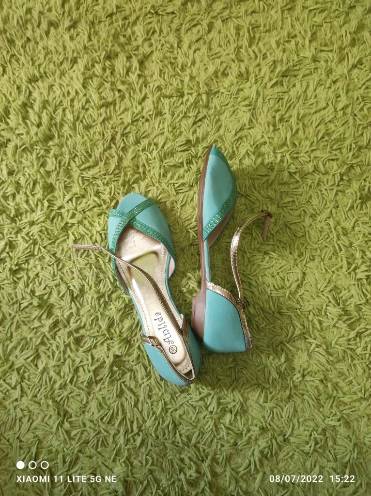 Sandale de dama elegante