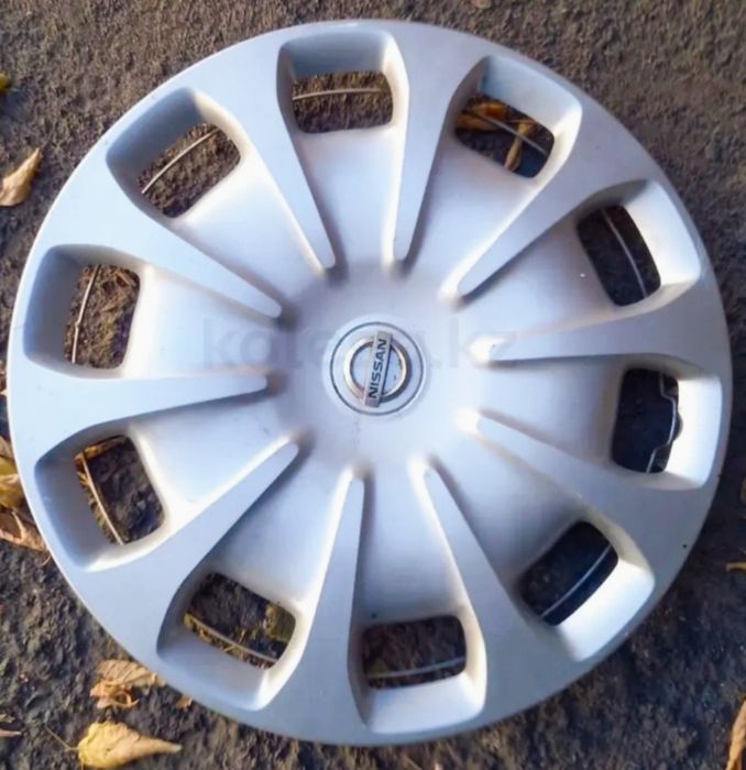 колпак Ниссан Альмера
