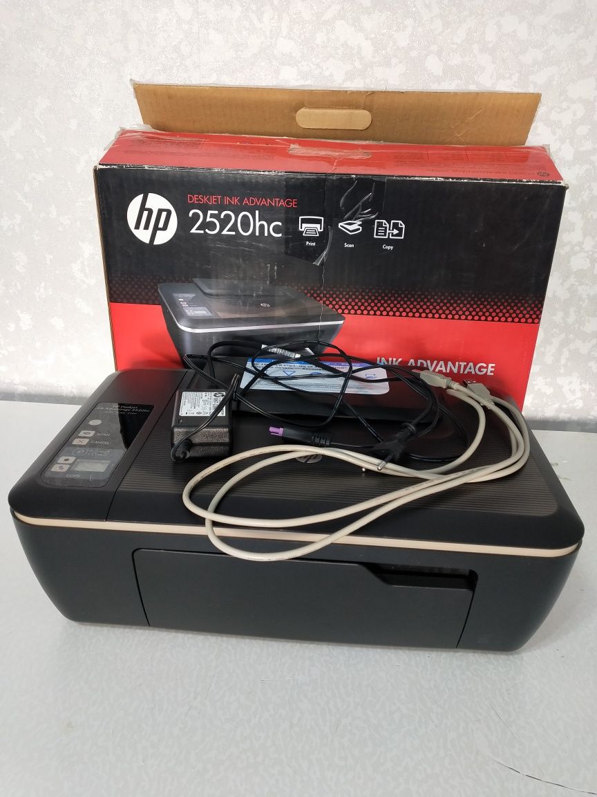 Принтер HP 2520hc в полной комплектации в коробке