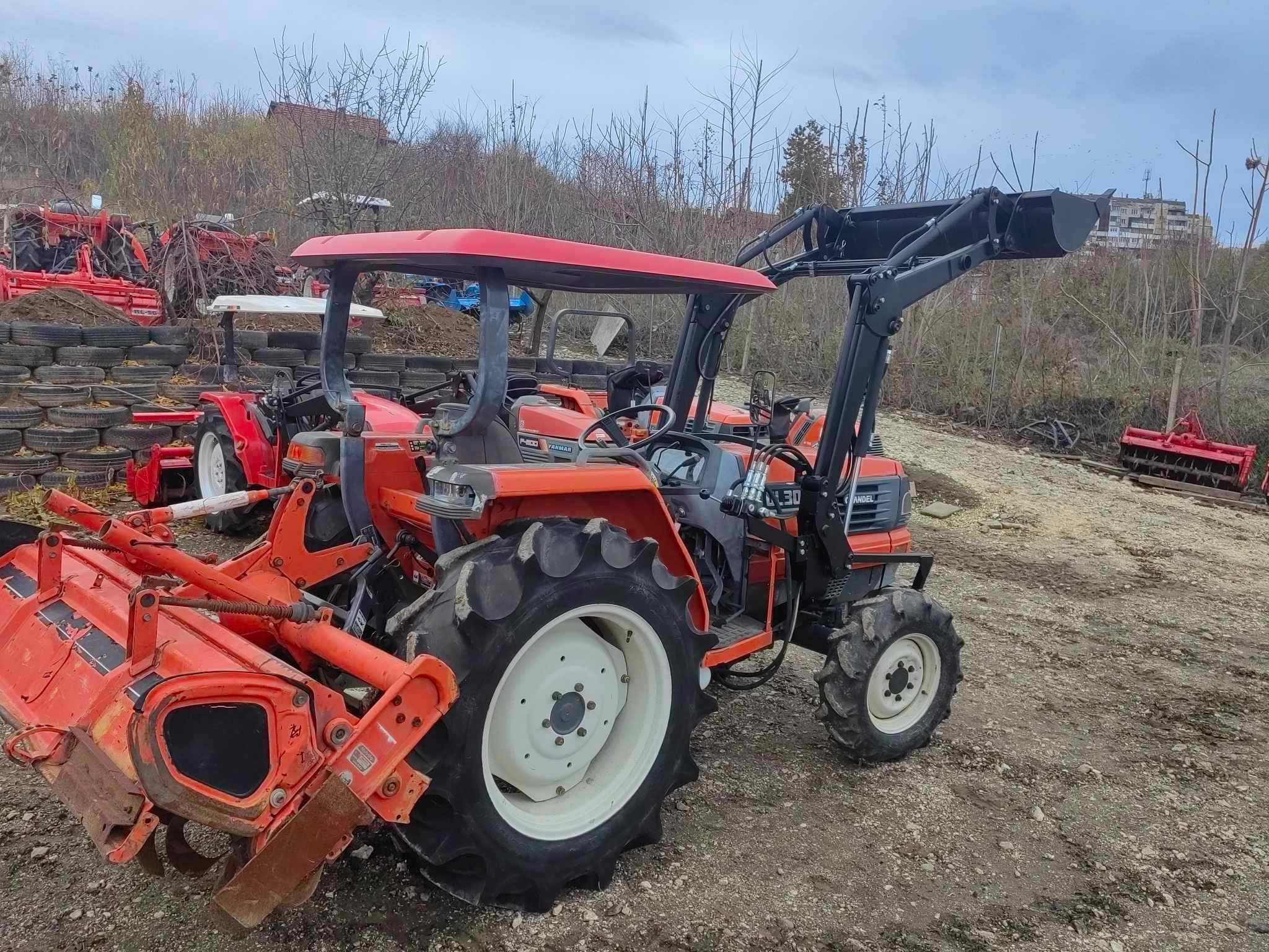 Челен товарач KUBOTA GL301 4x4