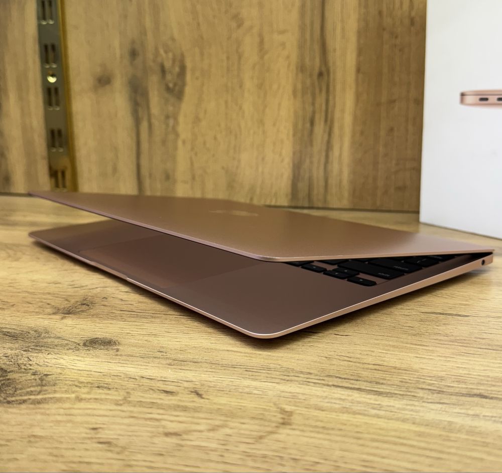 Macbook Air 8/256GB 2020 13 inch